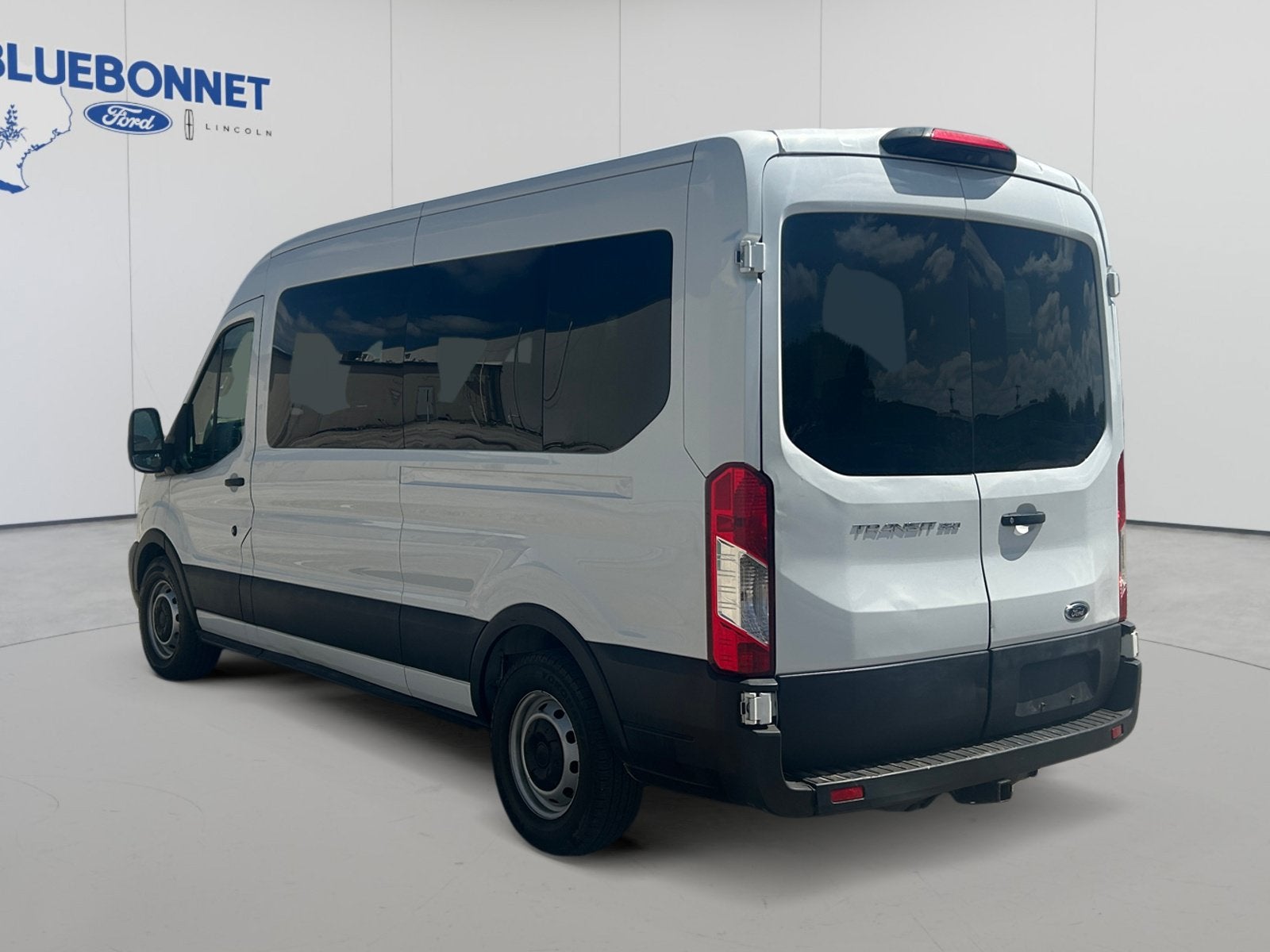 2023 Ford Transit Passenger Wagon T350