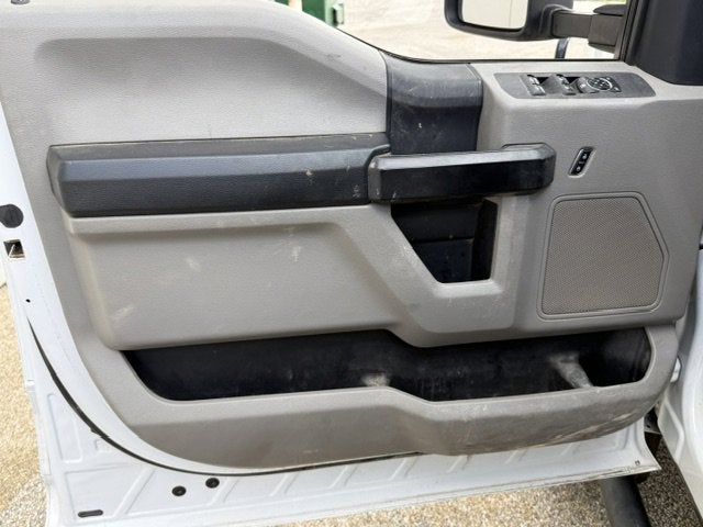 2018 Ford Super Duty F-550 DRW Base