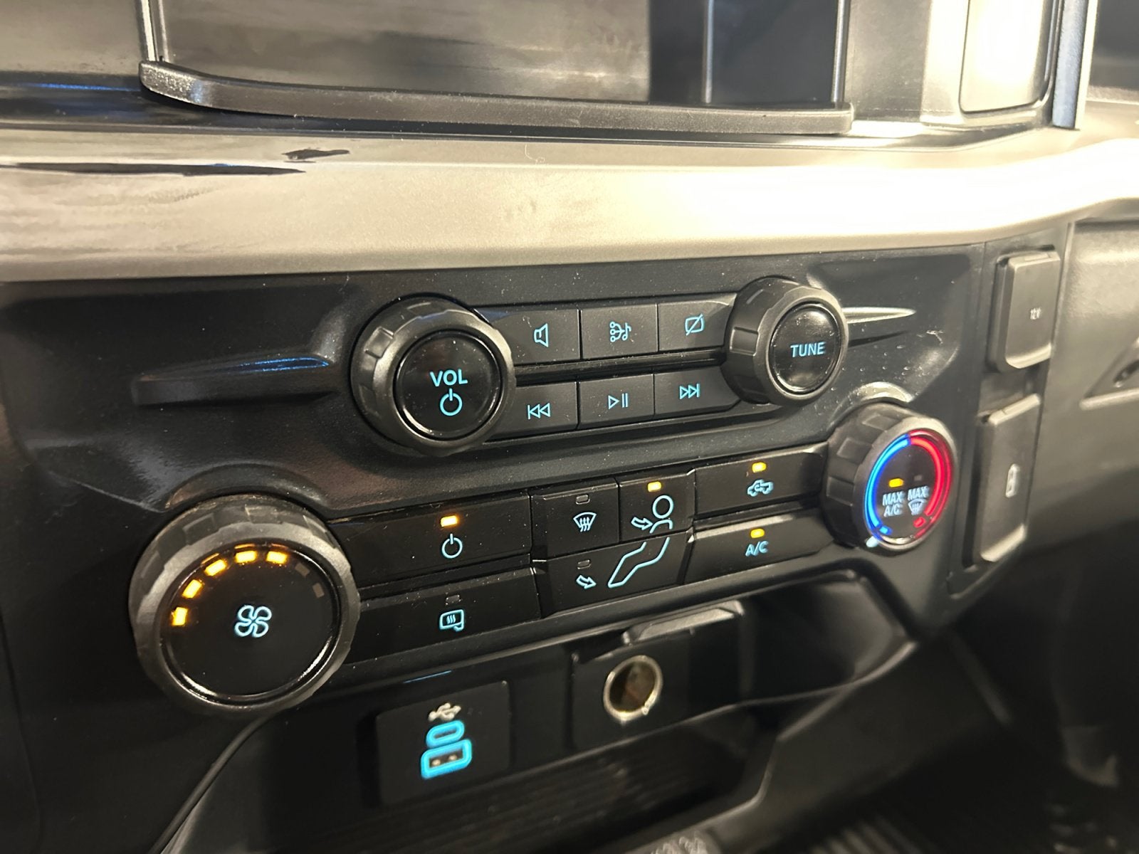 2024 Ford Super Duty F-450 DRW Base