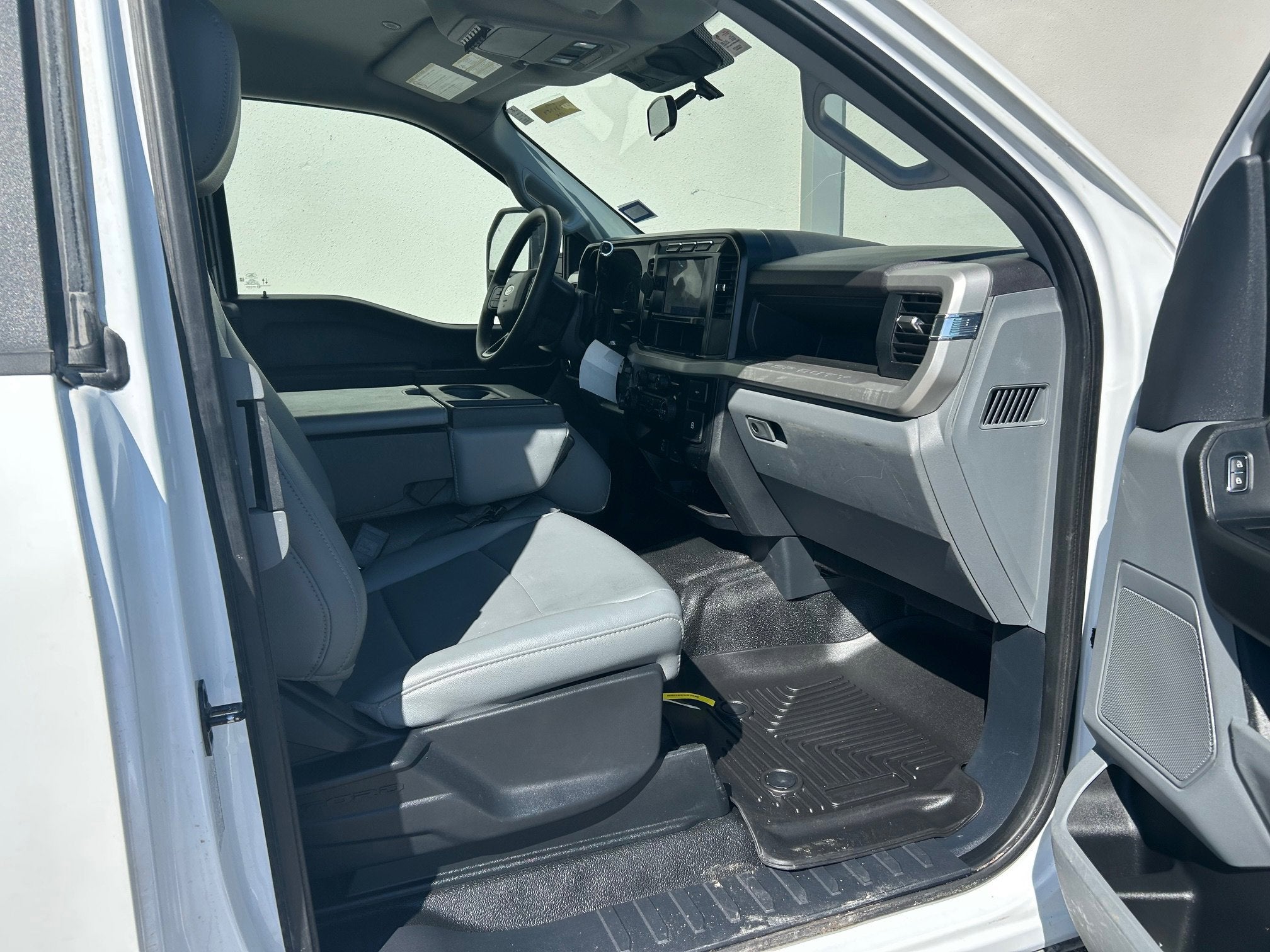 2024 Ford Super Duty F-450 DRW Base