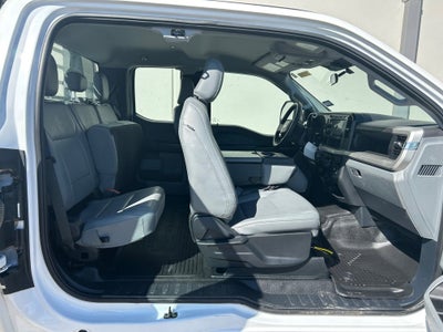 2024 Ford Super Duty F-450 DRW Base