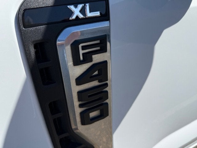 2024 Ford Super Duty F-450 DRW Base