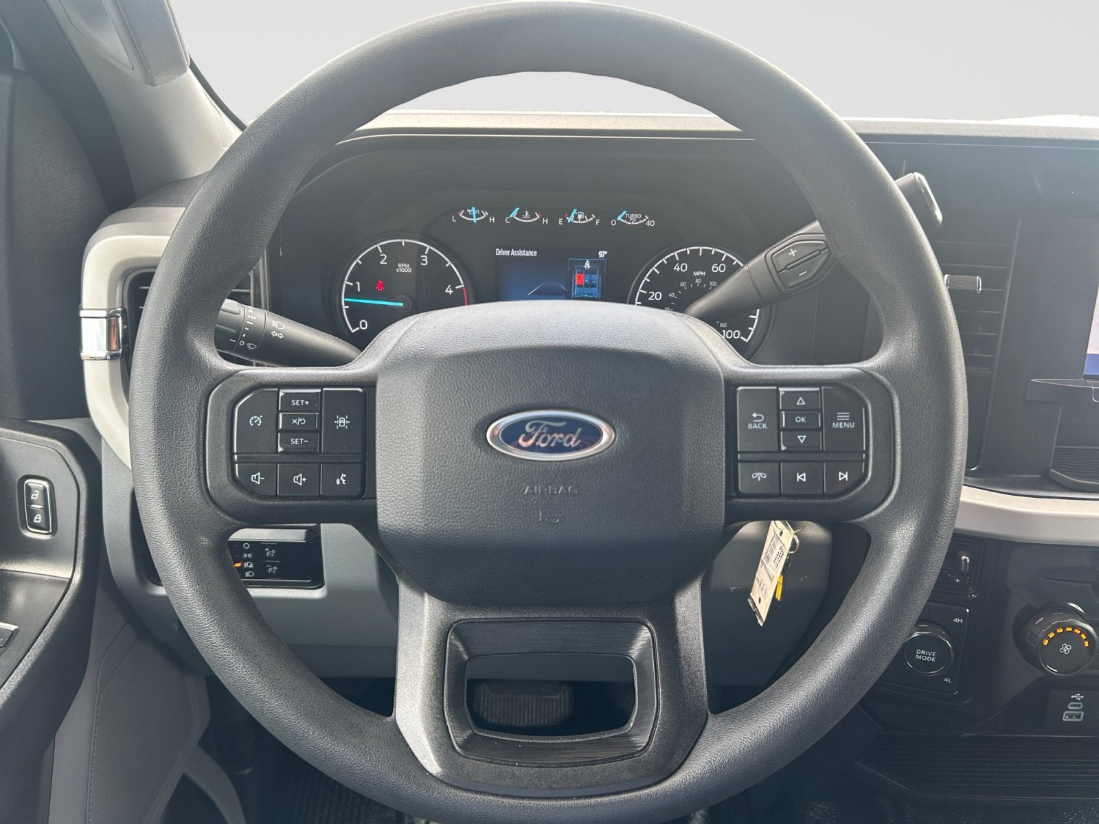 2024 Ford Super Duty F-350 DRW Base