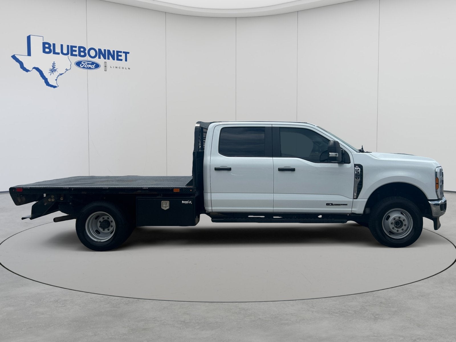 2024 Ford Super Duty F-350 DRW Base
