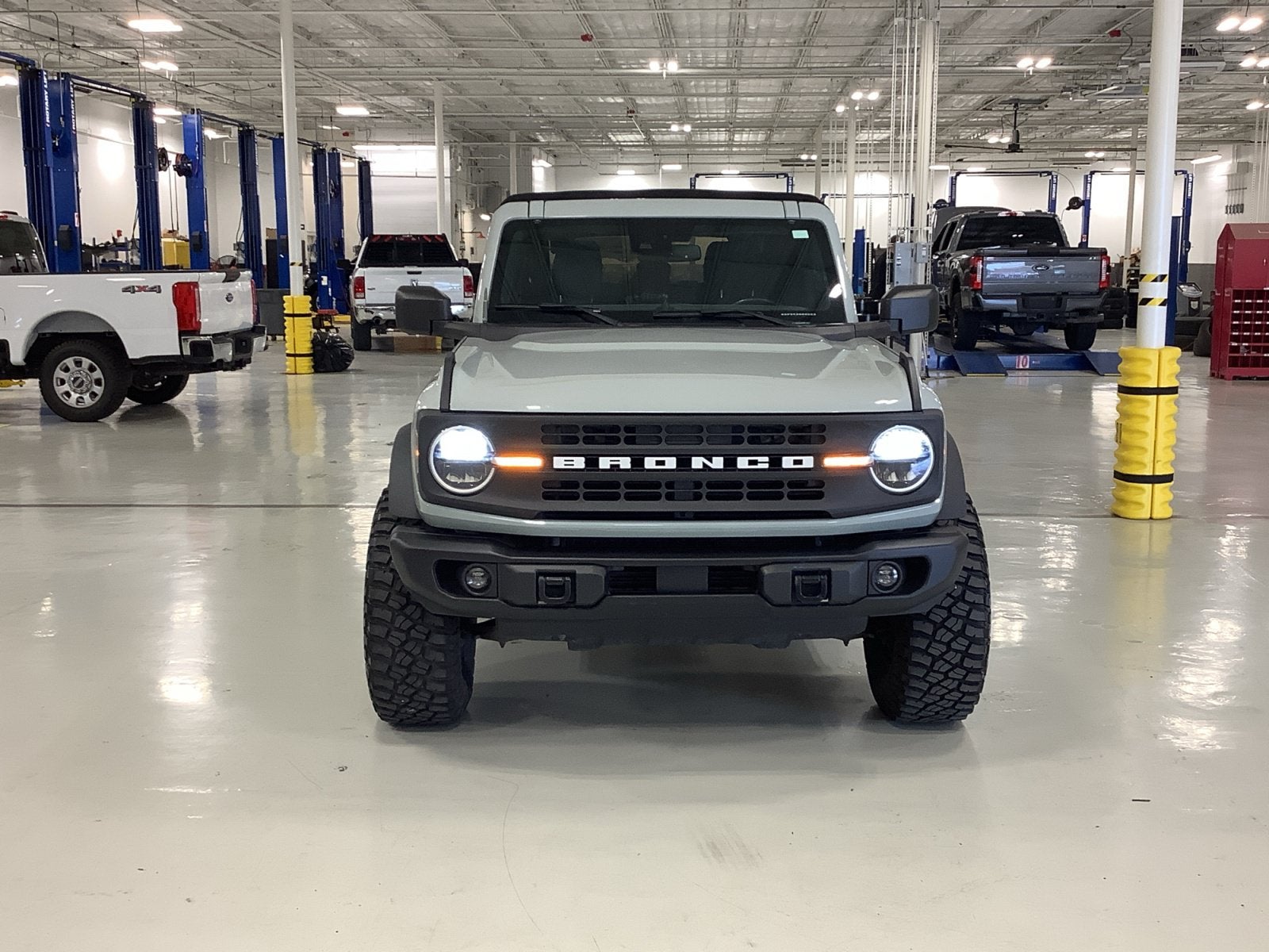 2022 Ford Bronco Base