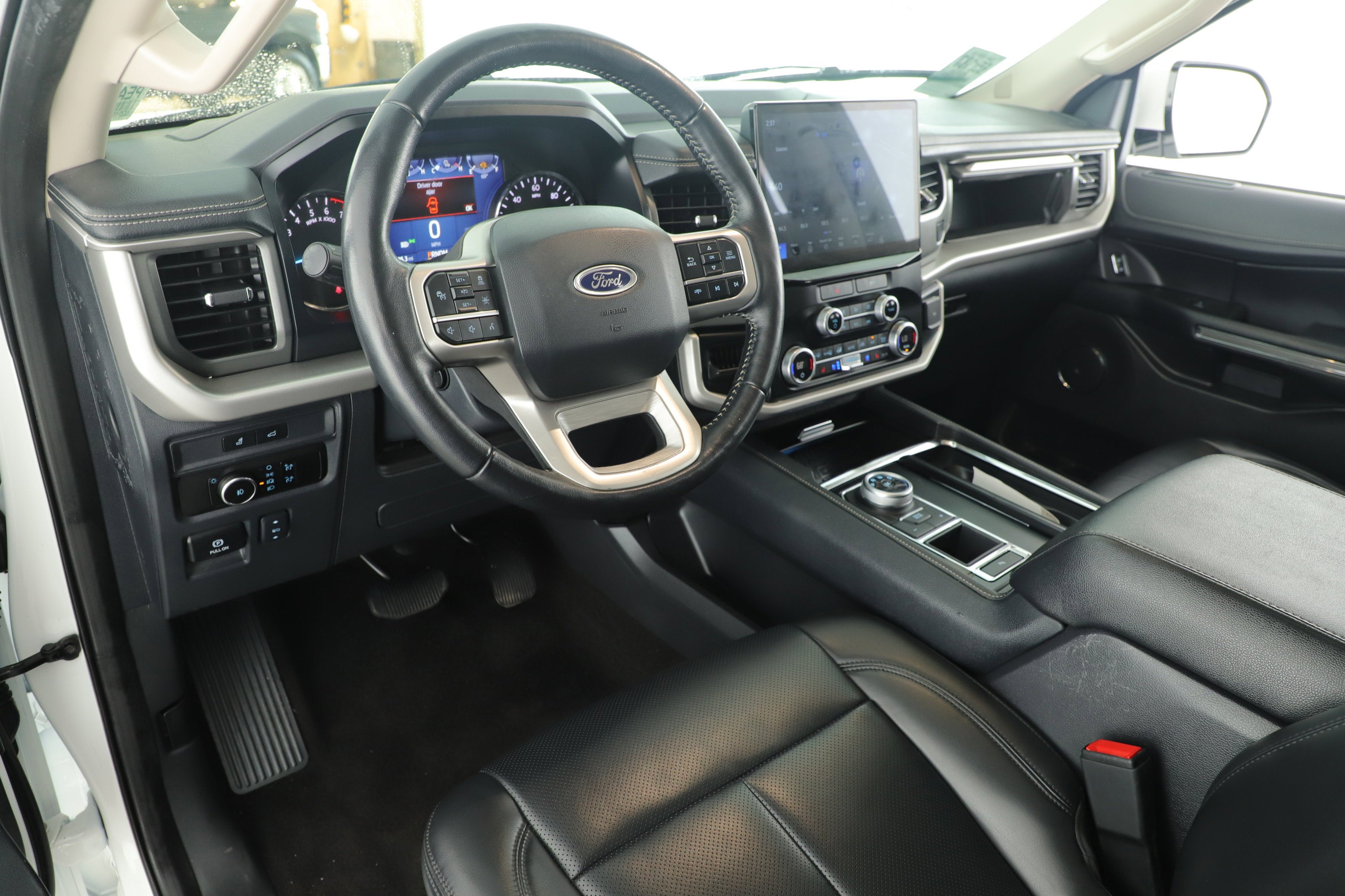 2023 Ford Expedition Max XLT