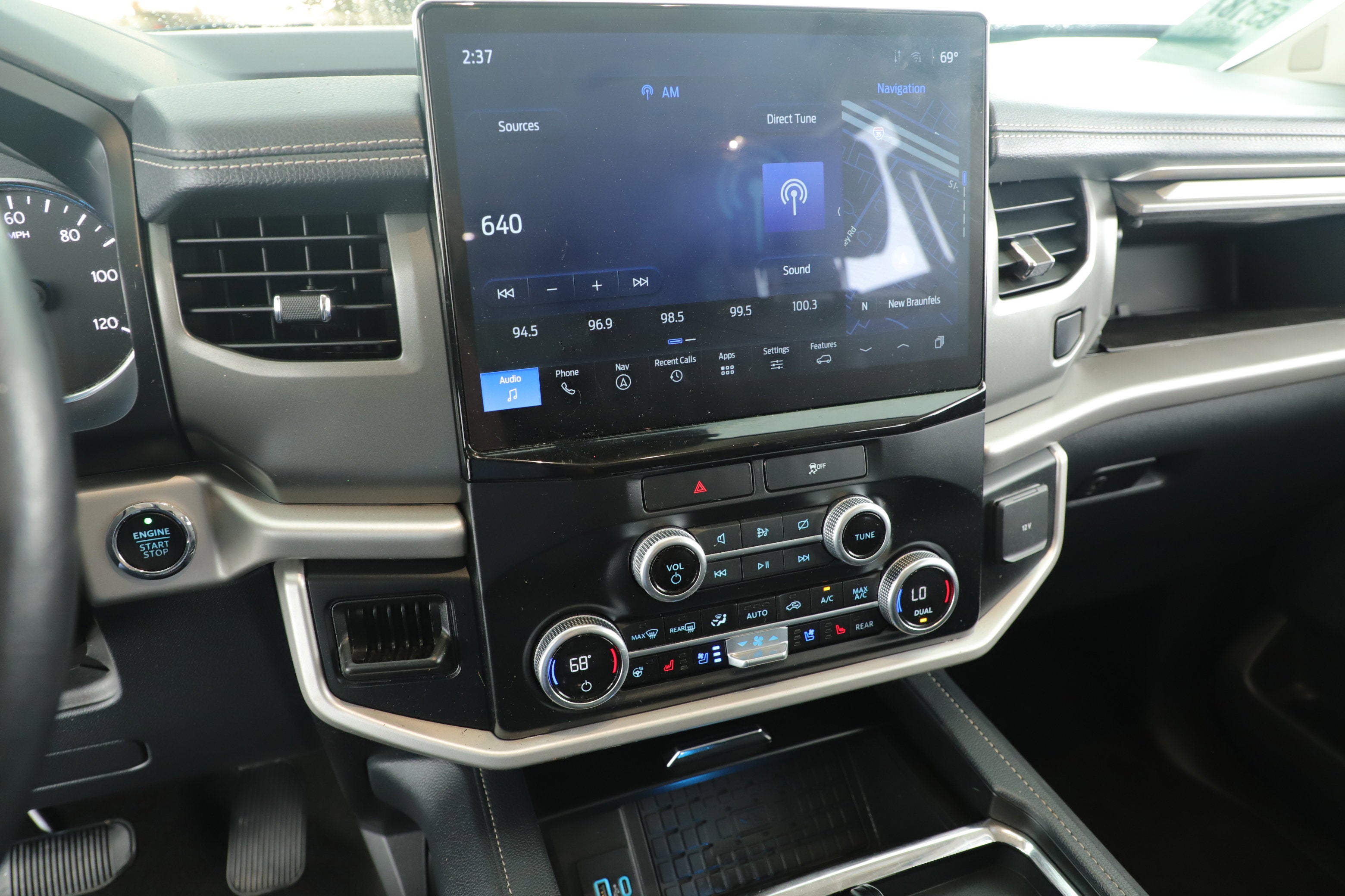 2023 Ford Expedition Max XLT