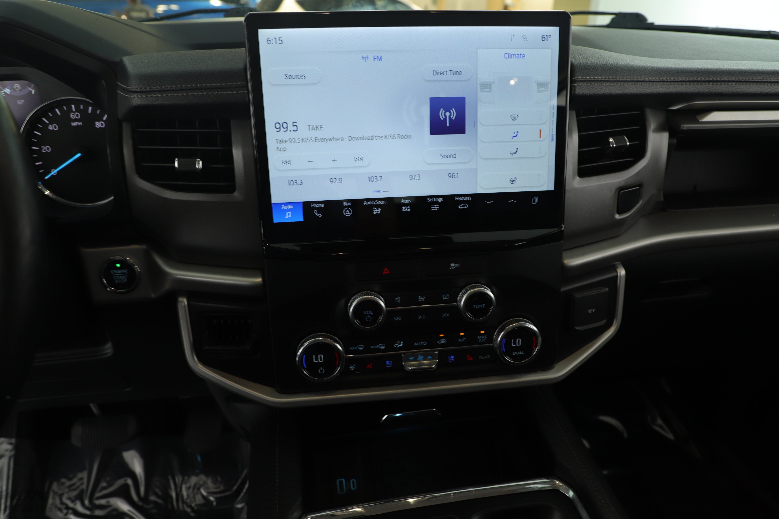 2022 Ford Expedition Max XLT