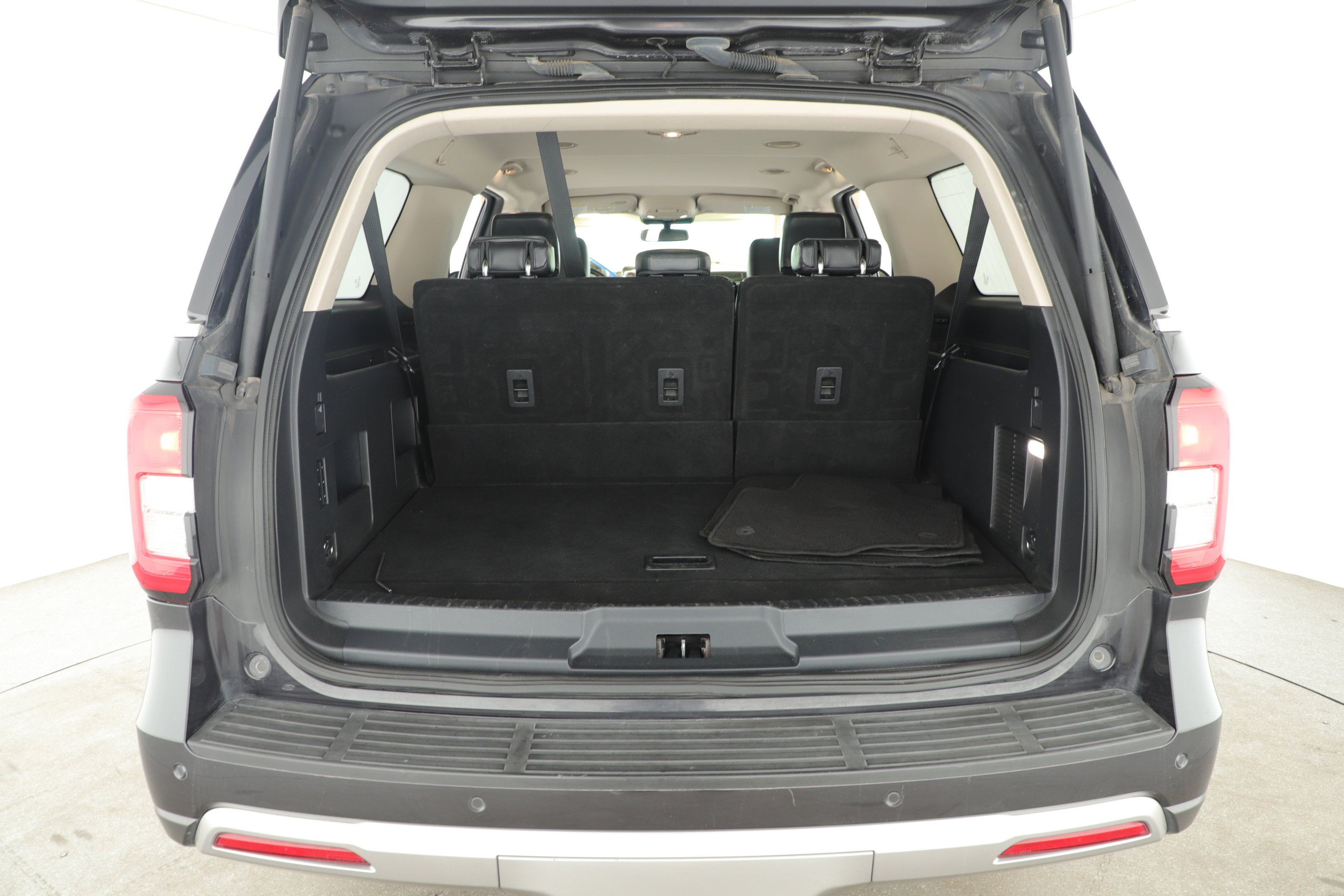 2022 Ford Expedition Max XLT