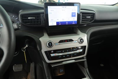 2021 Ford Explorer Base