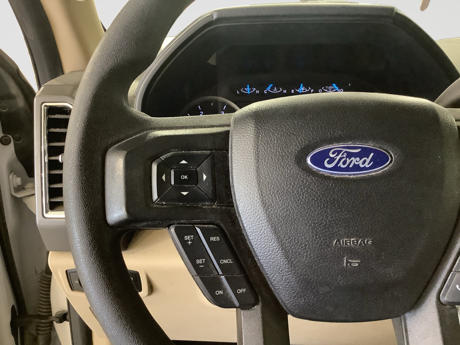 2017 Ford Super Duty F-250 SRW Base