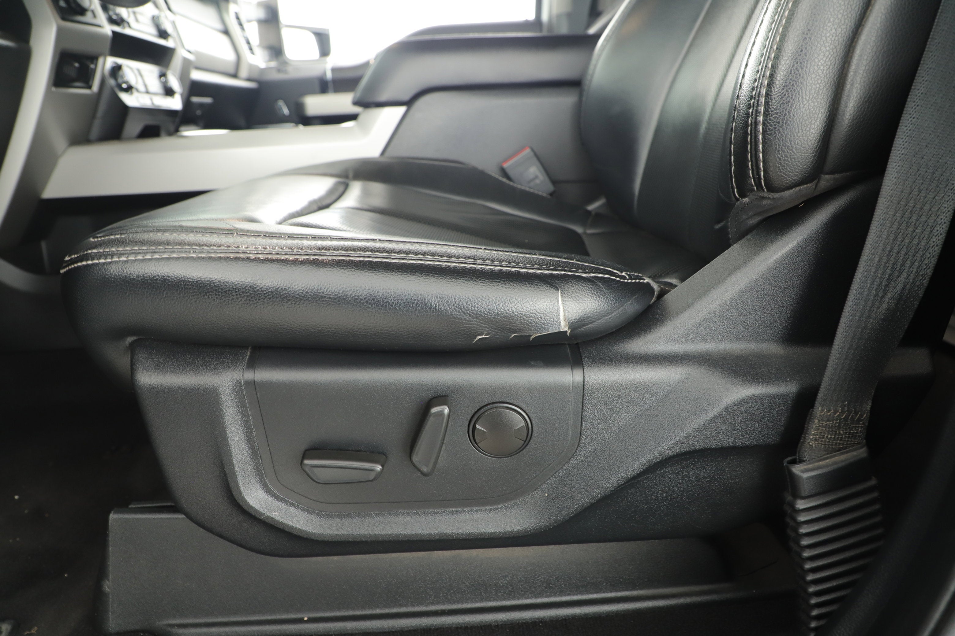 2020 Ford Super Duty F-250 SRW LARIAT