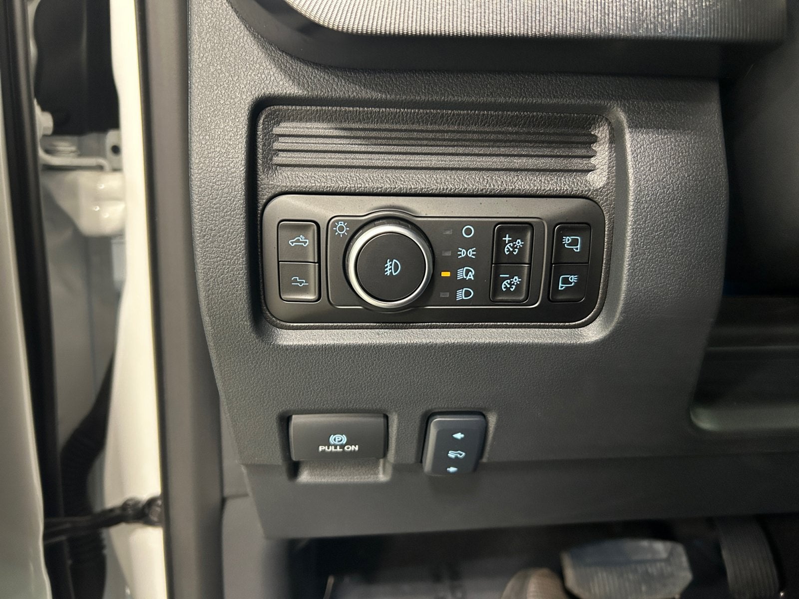 2025 Ford Super Duty F-250 SRW Platinum
