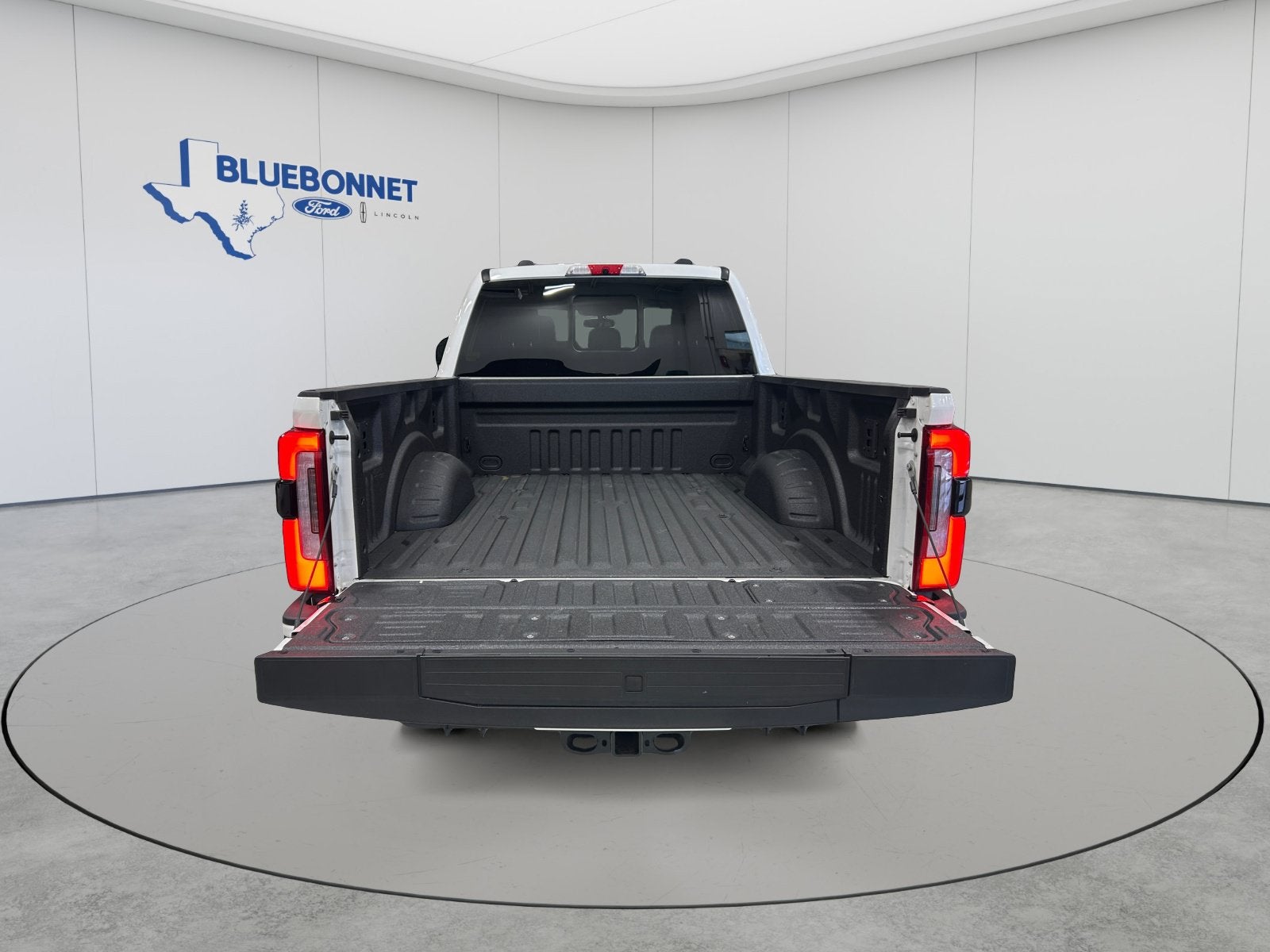 2025 Ford Super Duty F-250 SRW Platinum