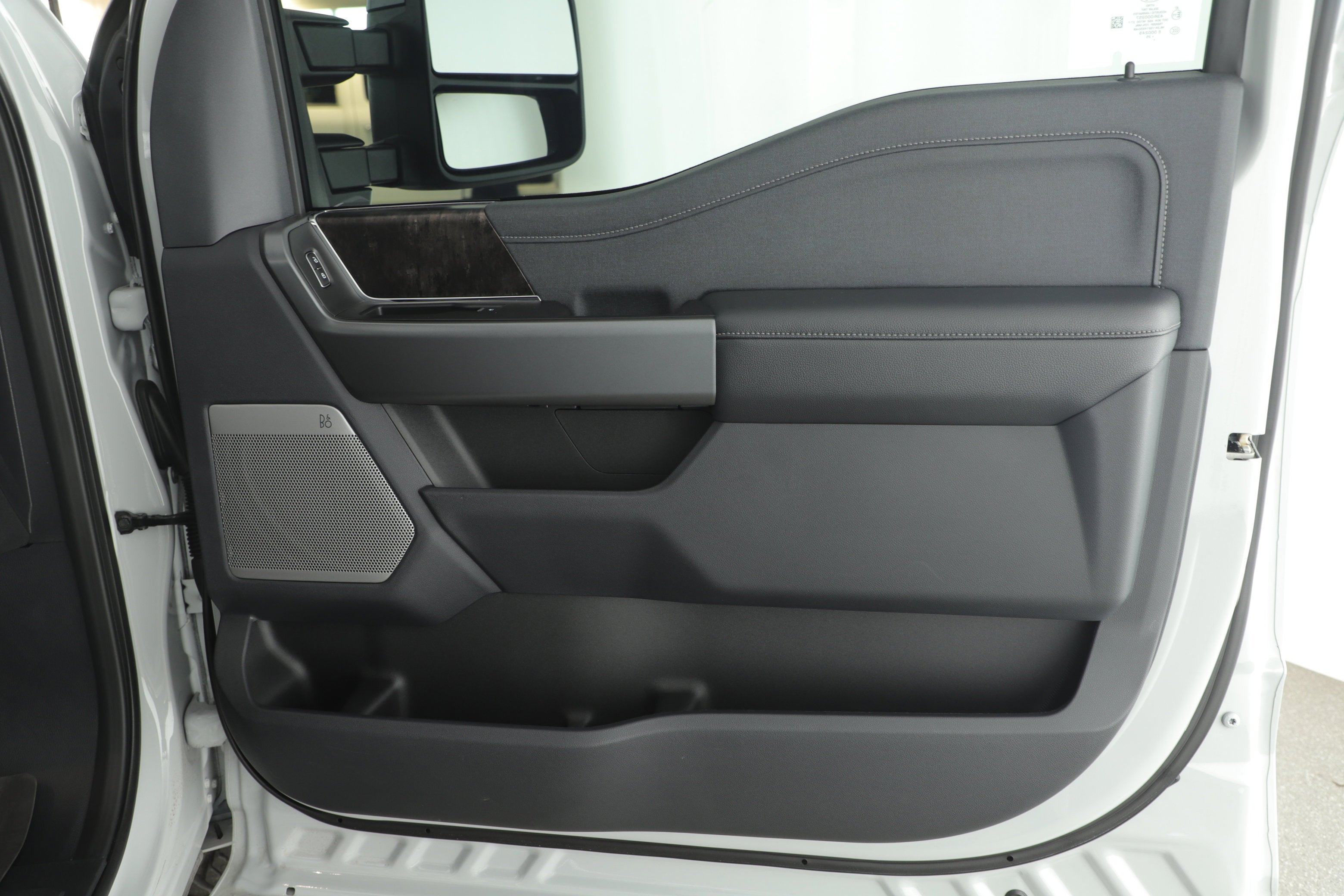 2025 Ford Super Duty F-250 SRW Base