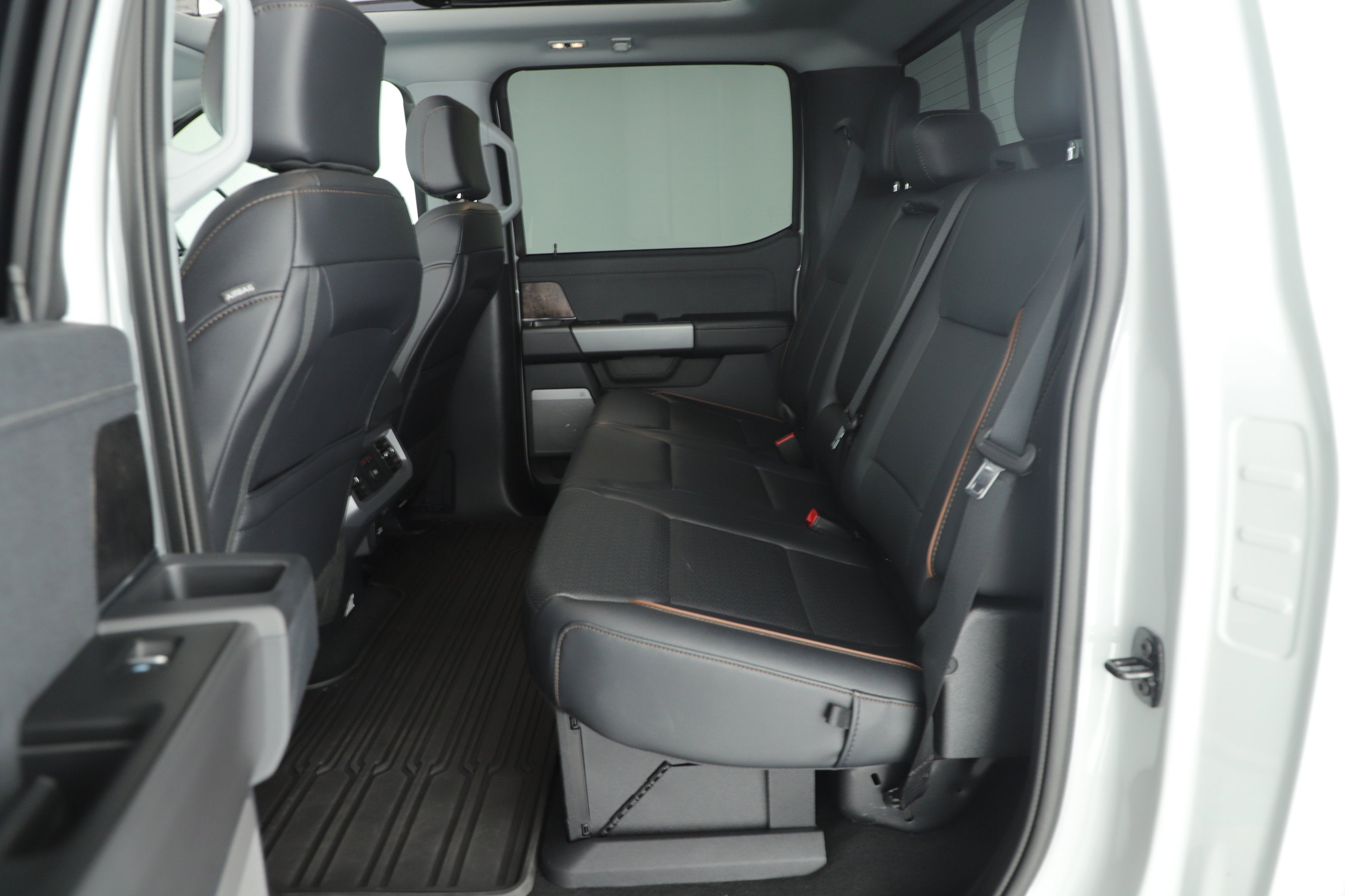 2025 Ford Super Duty F-250 SRW Base