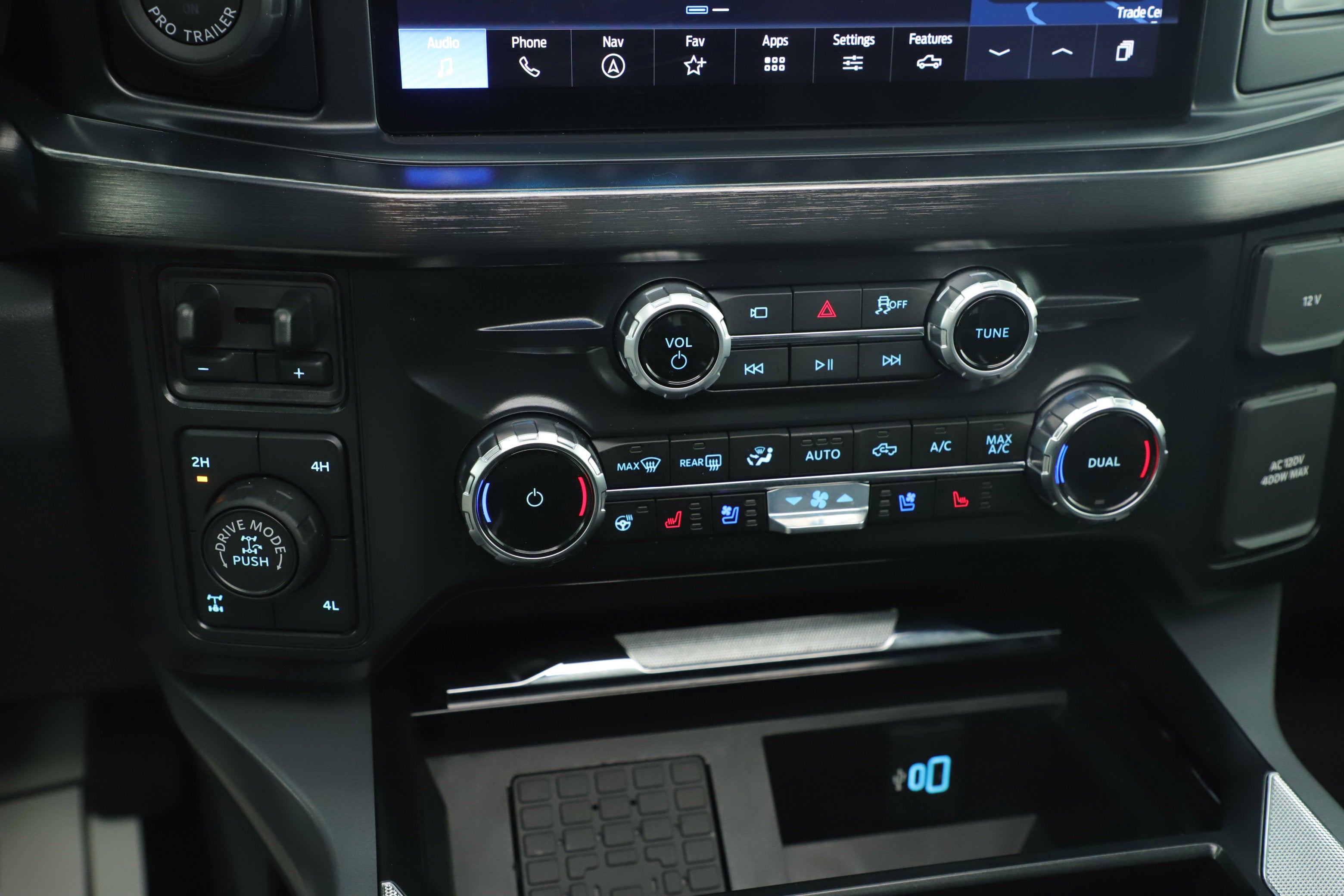 2025 Ford Super Duty F-250 SRW Base