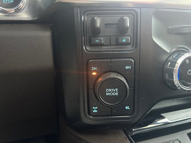 2025 Ford Super Duty F-250 SRW Base