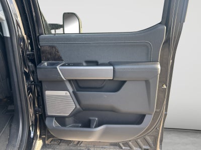 2025 Ford Super Duty F-250 SRW Base
