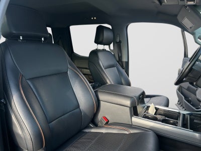2025 Ford Super Duty F-250 SRW Base