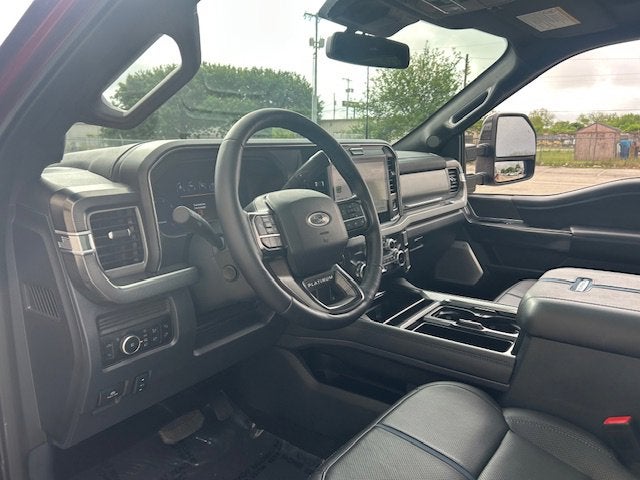 2025 Ford Super Duty F-250 SRW Base