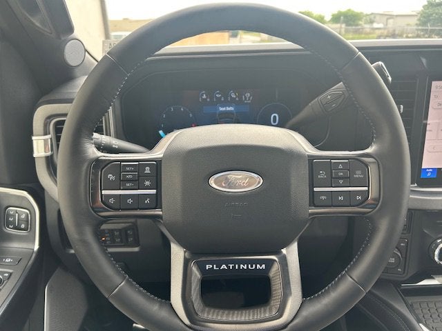 2025 Ford Super Duty F-250 SRW Base