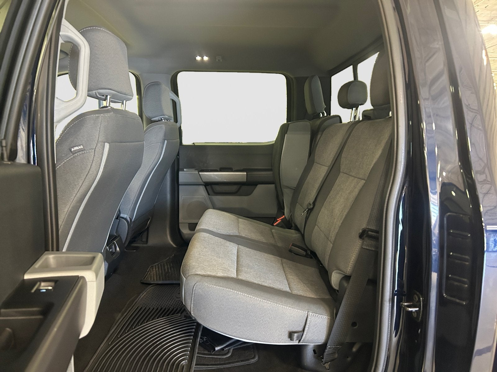 2025 Ford Super Duty F-250 SRW Base
