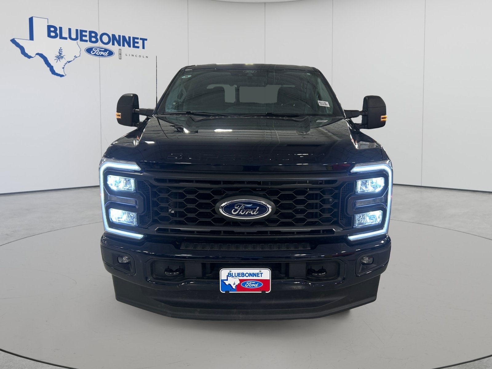 2025 Ford Super Duty F-250 SRW Base
