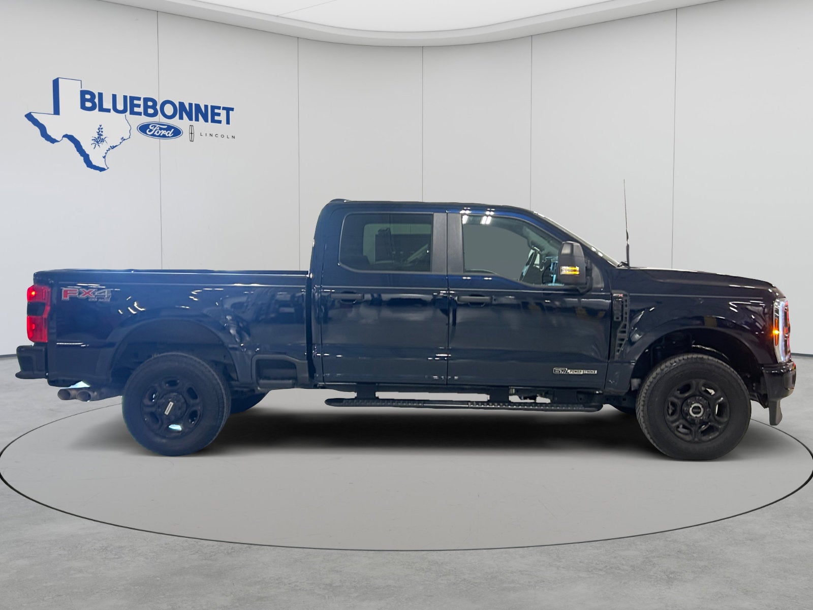 2025 Ford Super Duty F-250 SRW Base