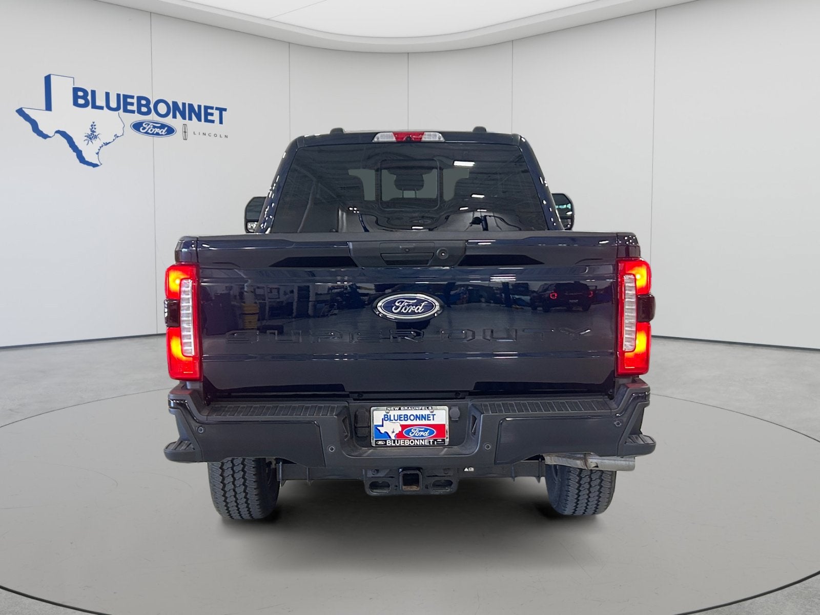 2025 Ford Super Duty F-250 SRW Base