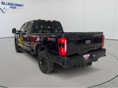 2025 Ford Super Duty F-250 SRW Base