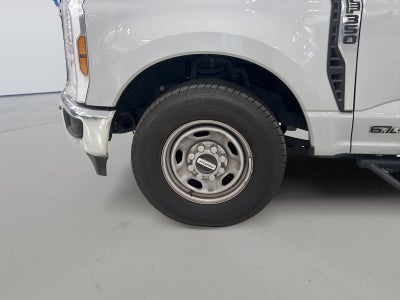 2026 Ford Super Duty F-350 SRW Base