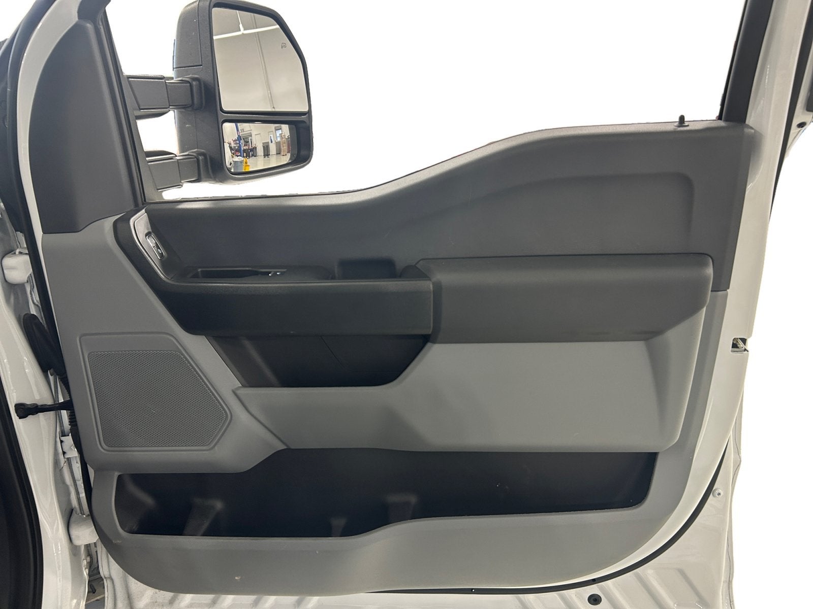 2025 Ford Super Duty F-350 SRW XL