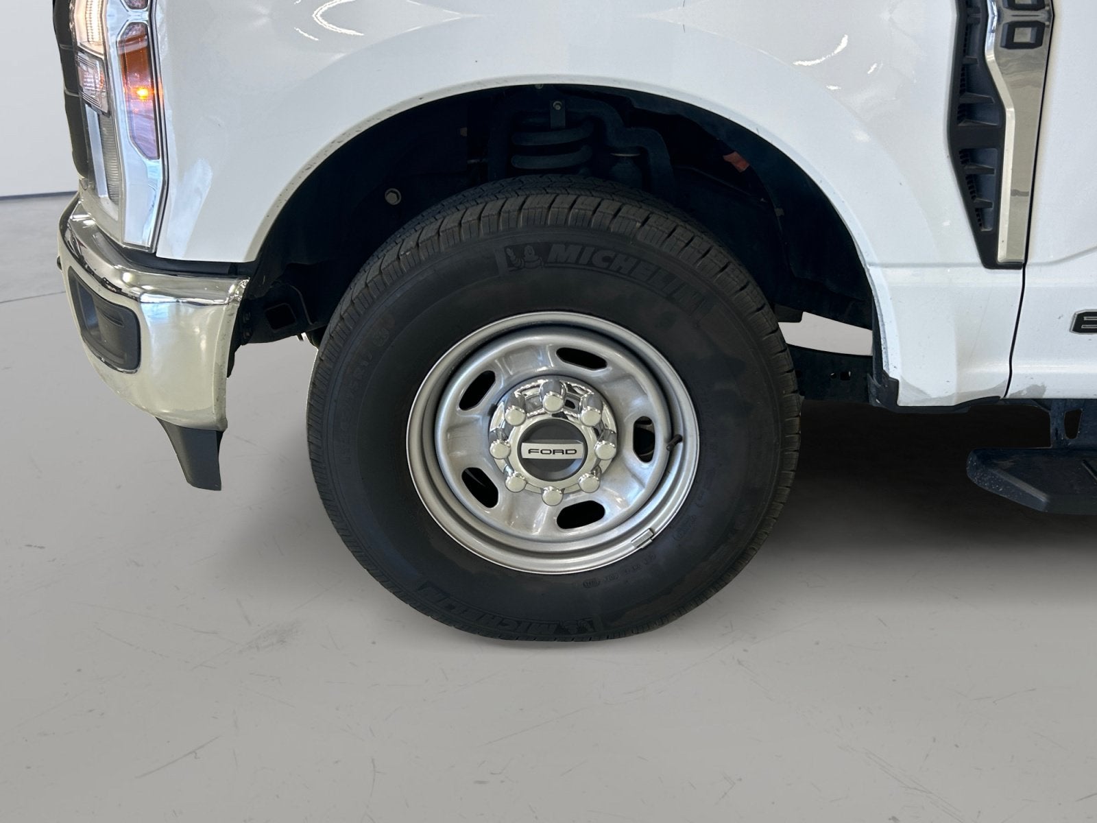 2025 Ford Super Duty F-350 SRW XL