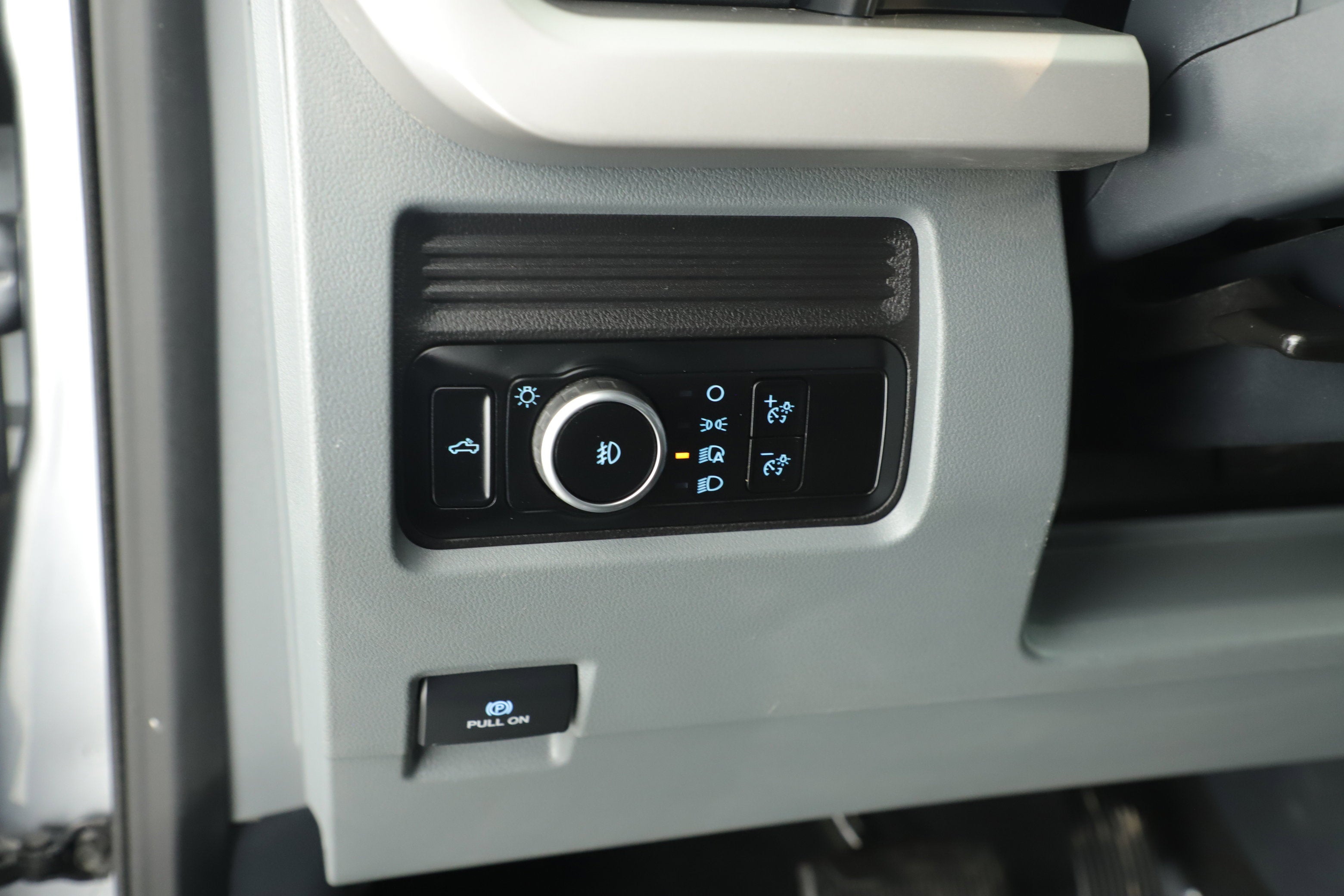 2024 Ford Super Duty F-350 SRW Base