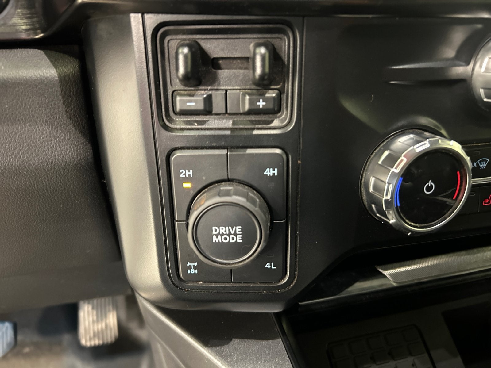 2023 Ford Super Duty F-350 SRW Base