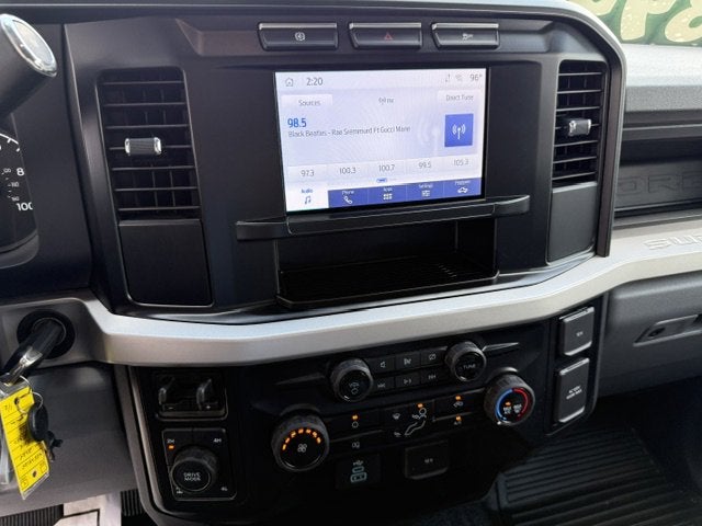2024 Ford Super Duty F-350 SRW Base