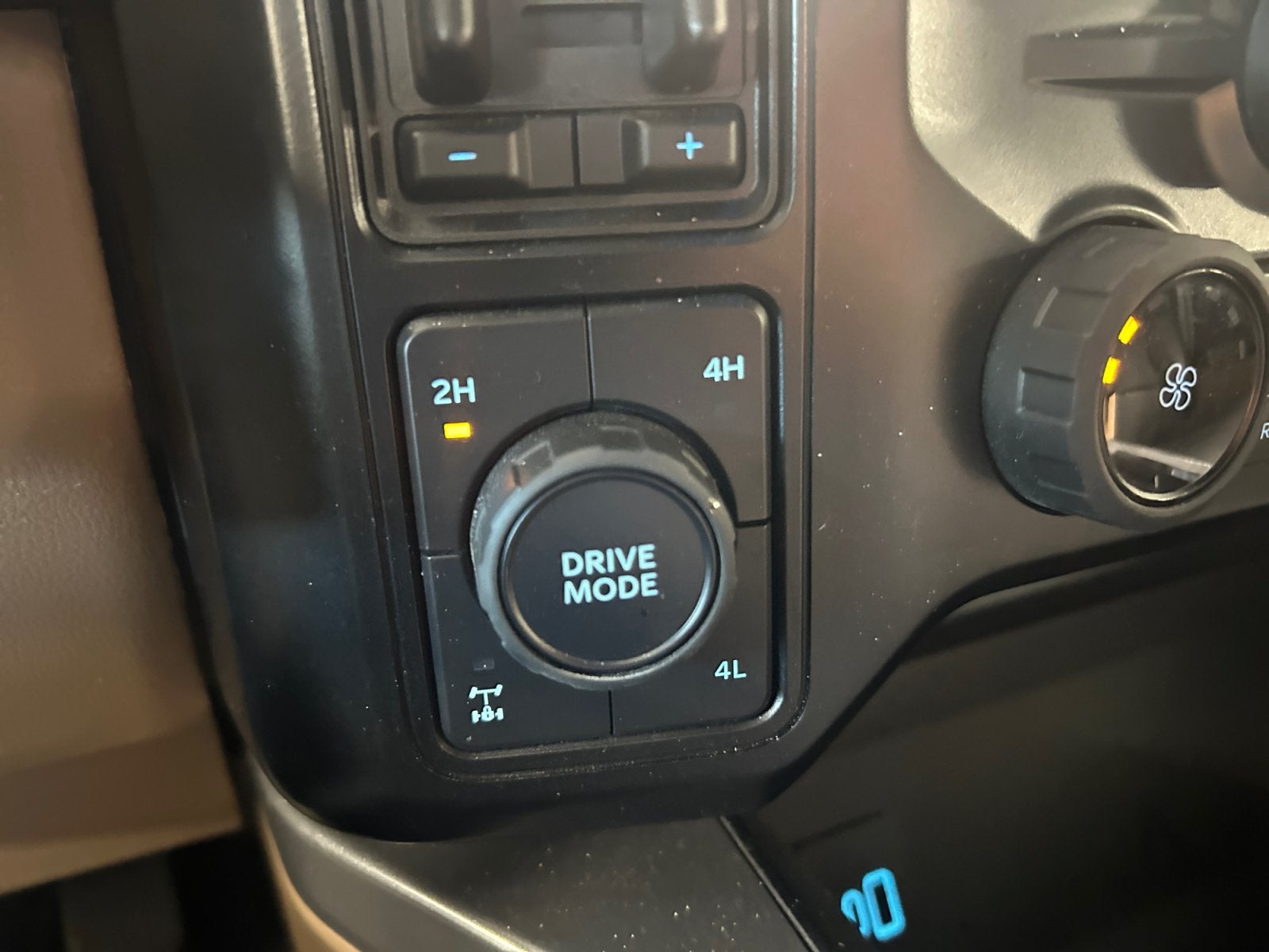 2024 Ford Super Duty F-350 SRW Base