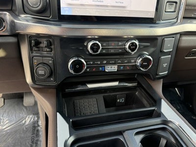 2025 Ford Super Duty F-350 DRW Base