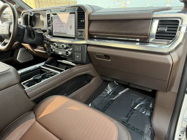 2025 Ford Super Duty F-350 DRW Base