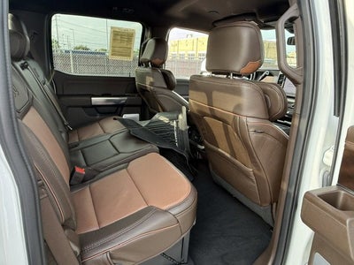 2025 Ford Super Duty F-350 DRW Base