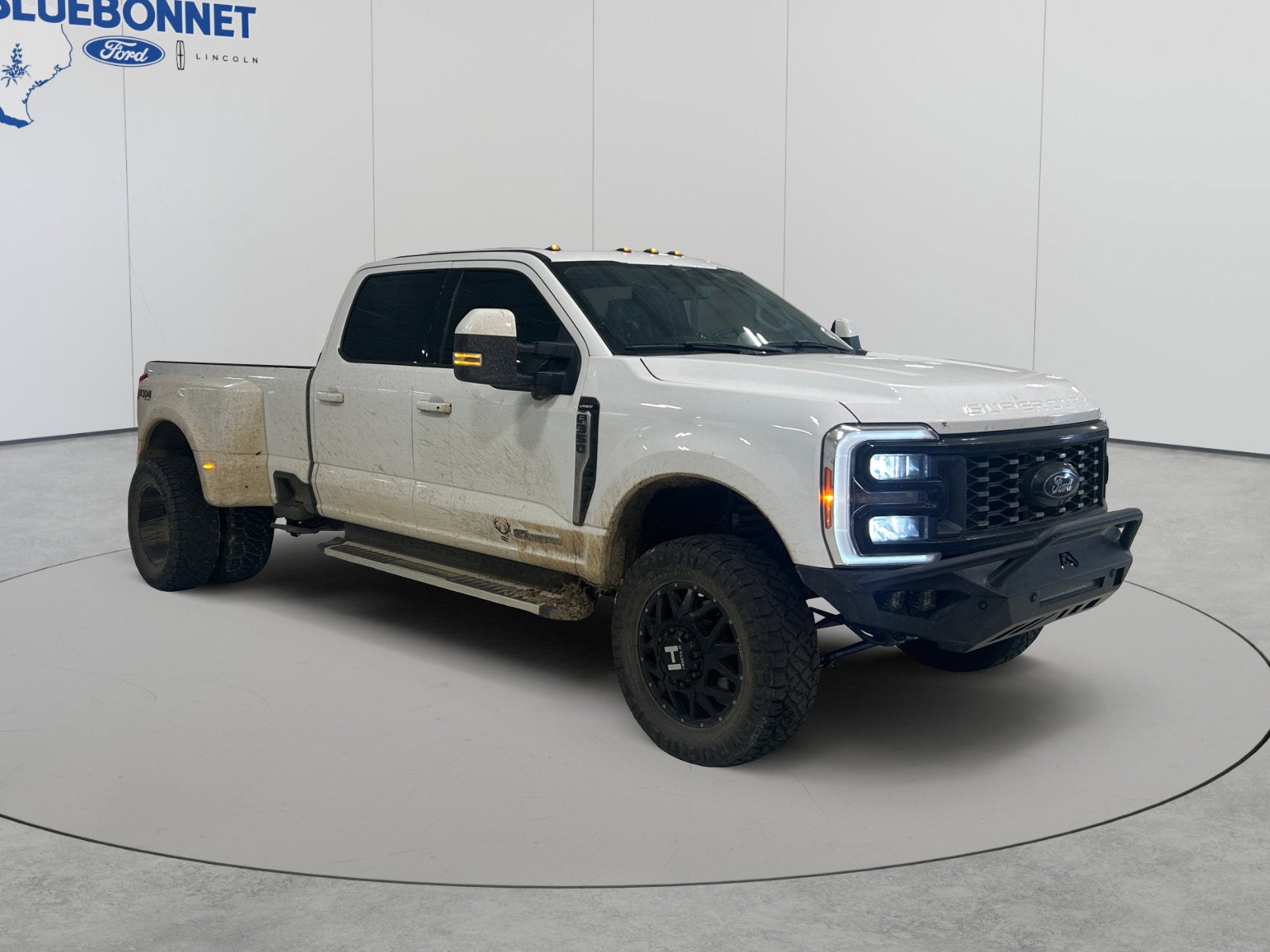 2023 Ford Super Duty F-350 DRW Base