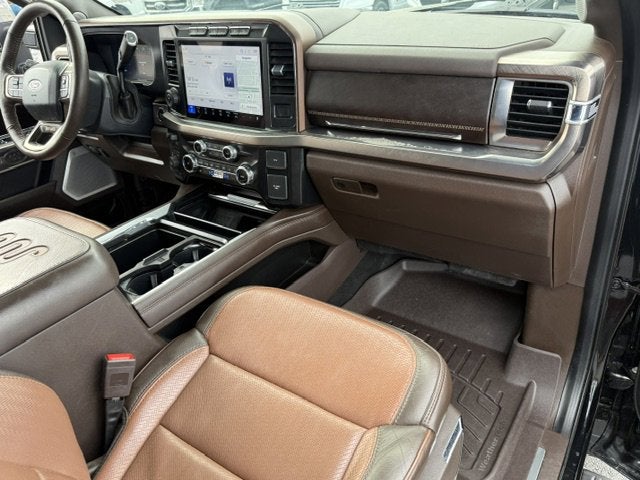 2024 Ford Super Duty F-350 DRW Base