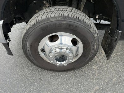 2024 Ford Super Duty F-350 DRW Base