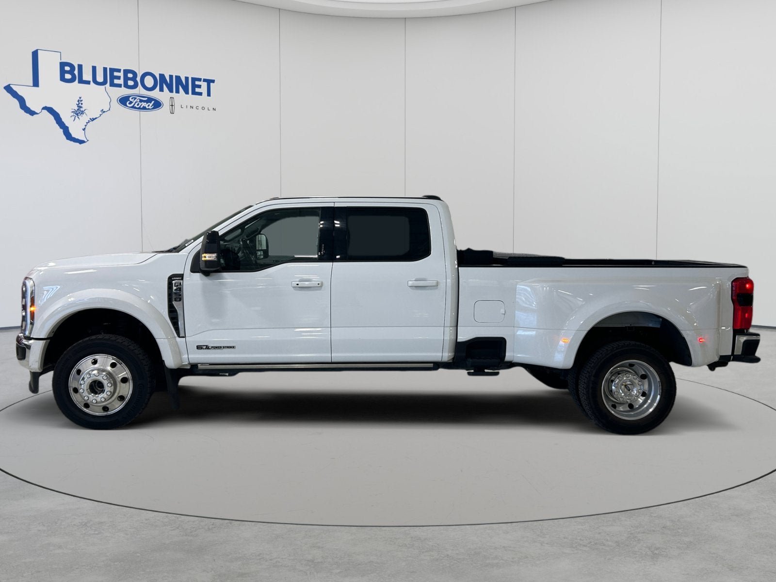 2024 Ford Super Duty F-450 DRW Base
