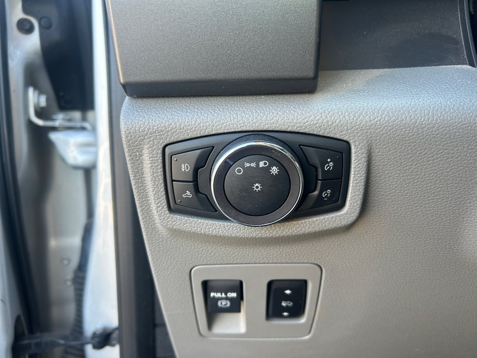 2019 Ford F-150 Base