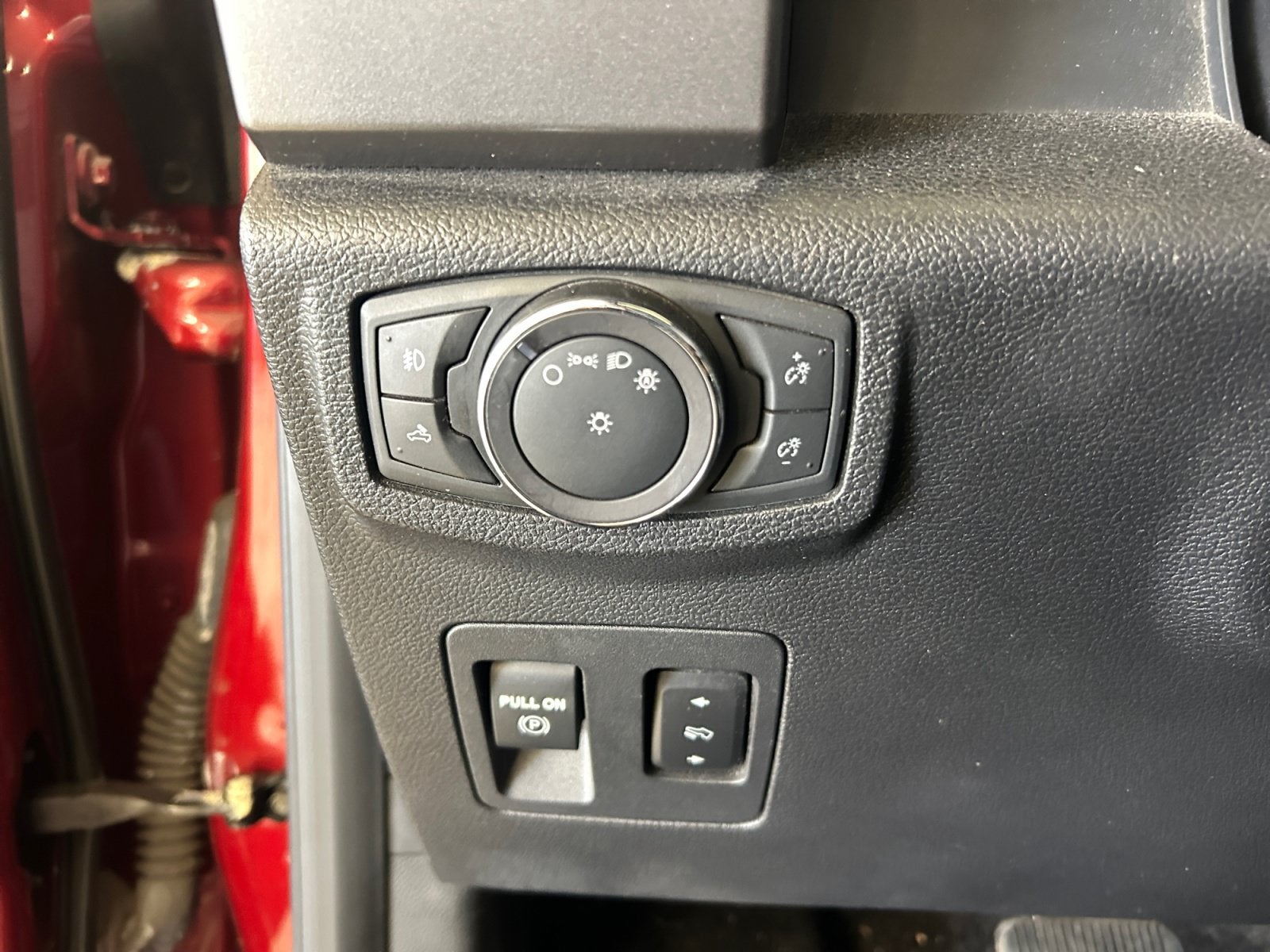 2018 Ford F-150 Base
