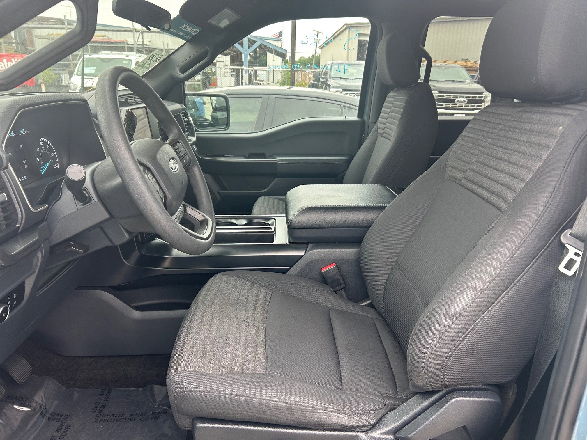 2023 Ford F-150 Base