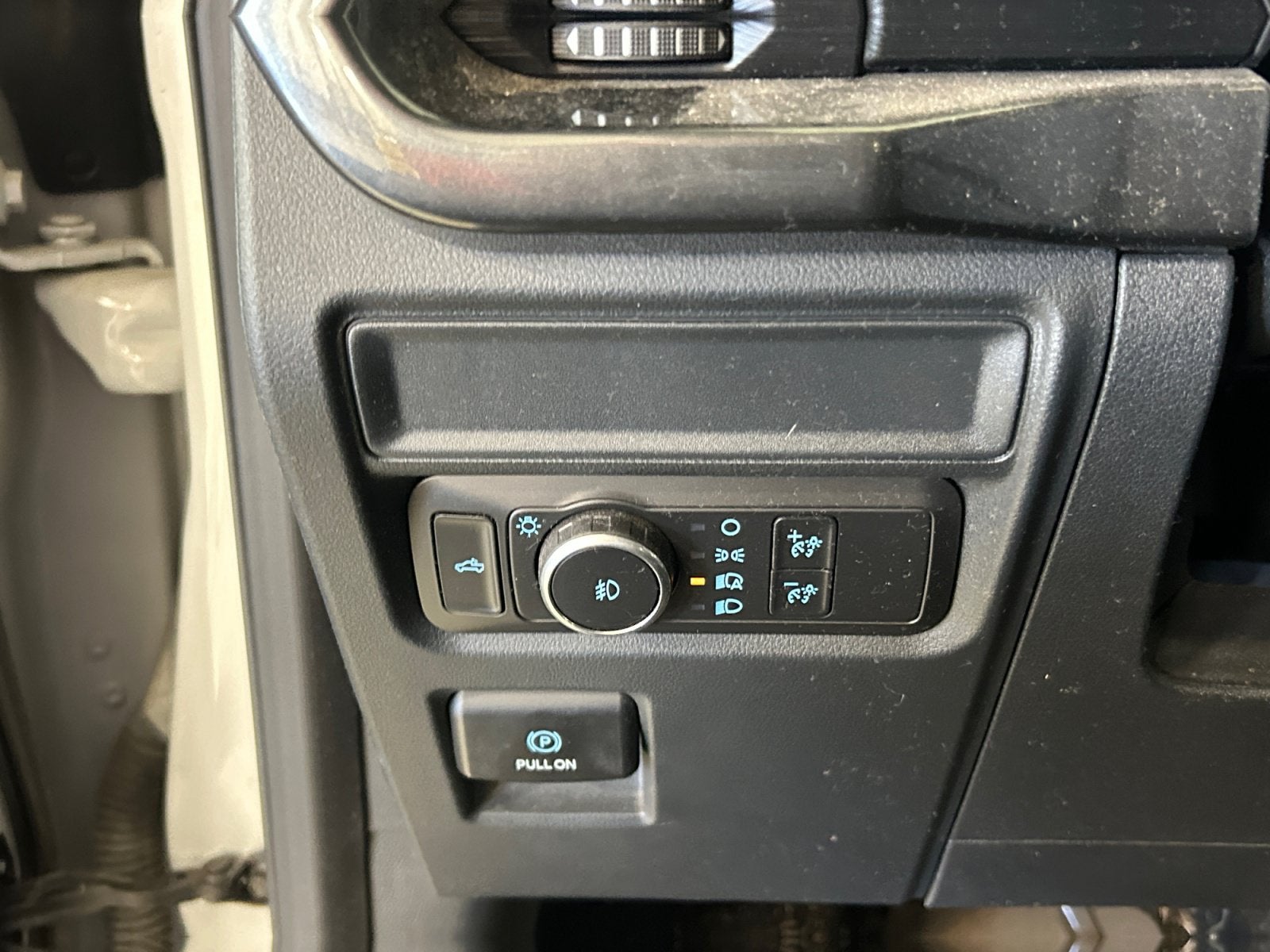 2021 Ford F-150 Base