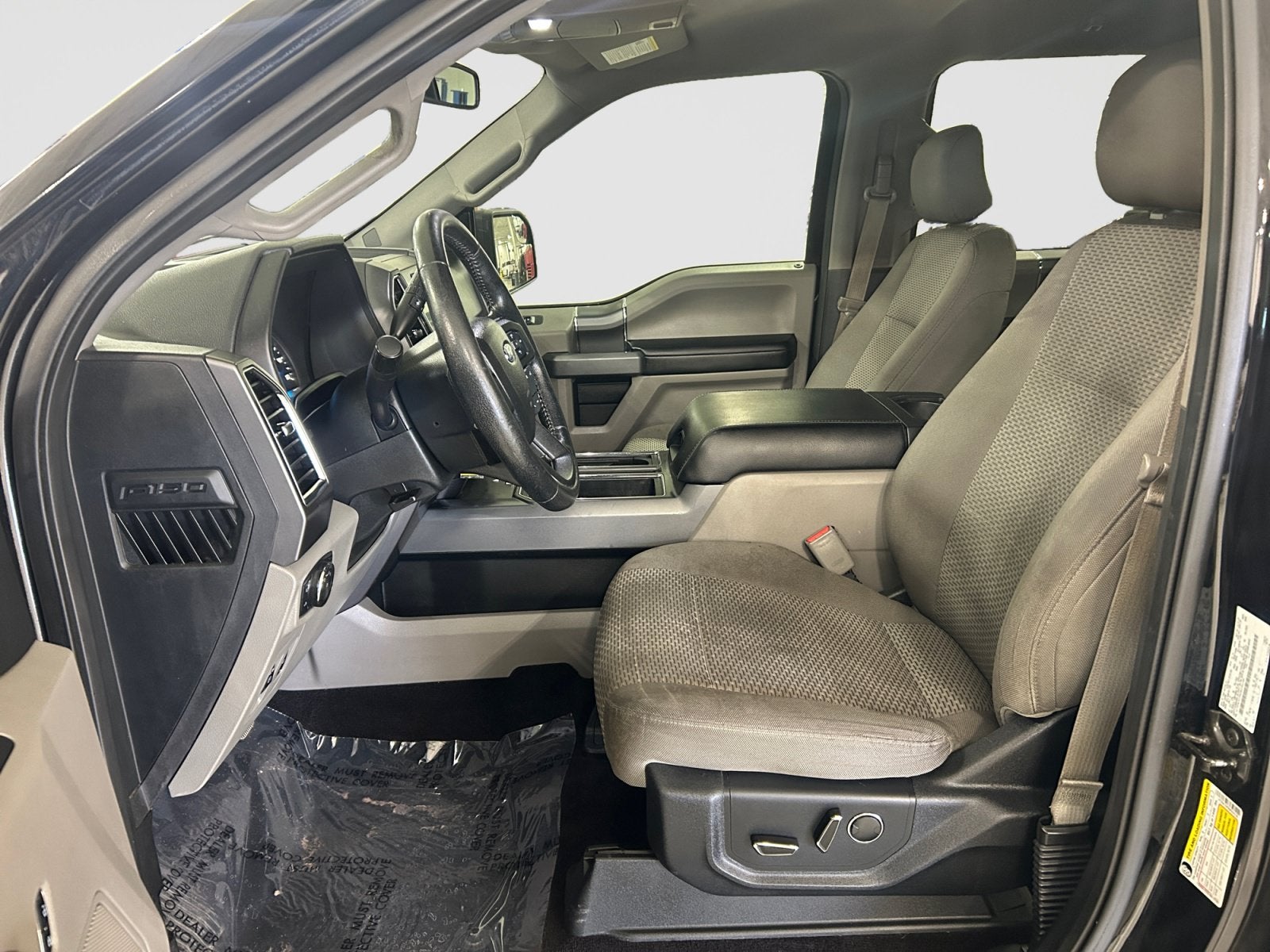 2016 Ford F-150 Base
